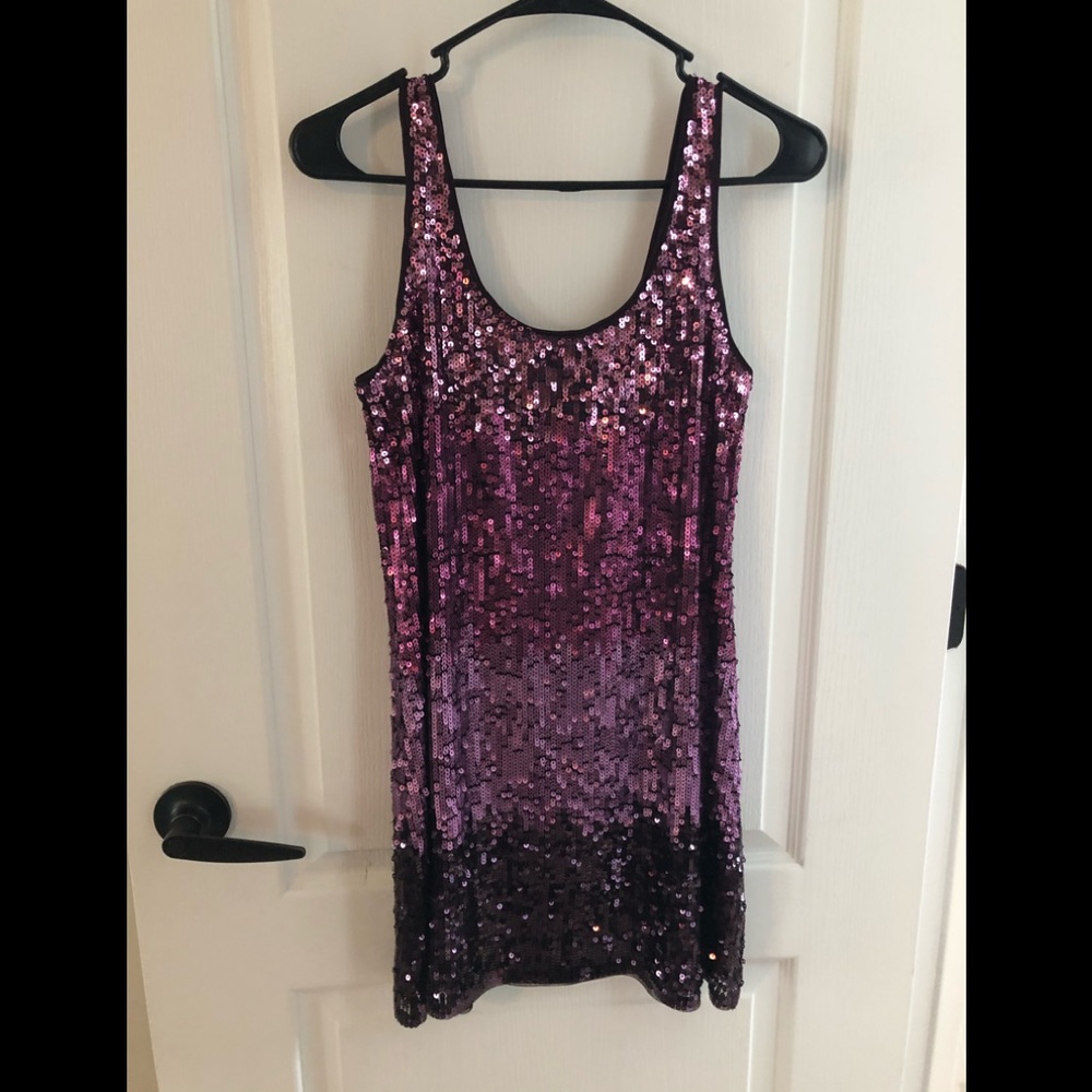 Express purple sequin top 💜